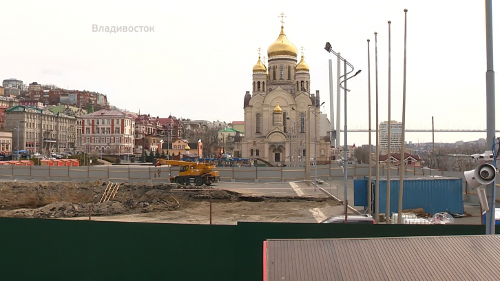 Строительство сухого фонтана на центральной площади Владивостока продолжат