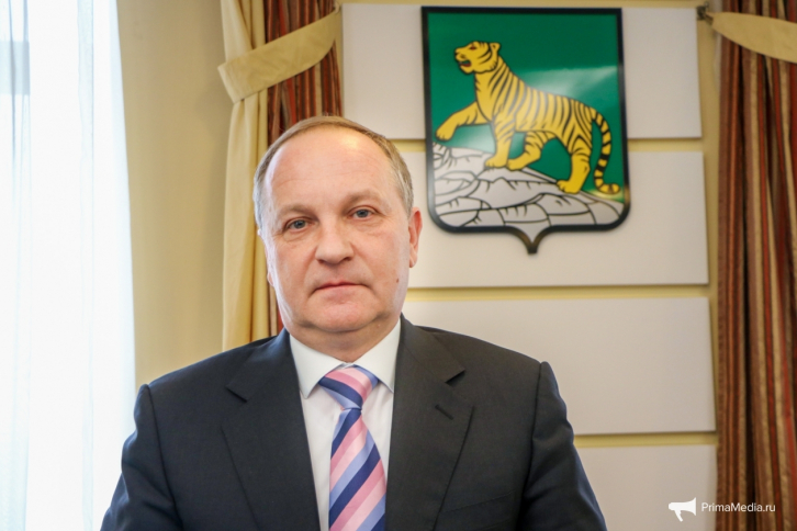 Вопрос об отставке главы города Олега Гуменюка рассмотрят в Думе Владивостока