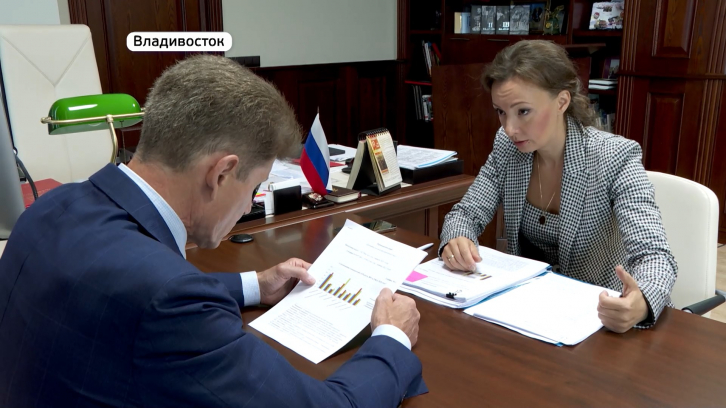 Губернатор встретился с уполномоченной по правам детей Анной Кузнецовой