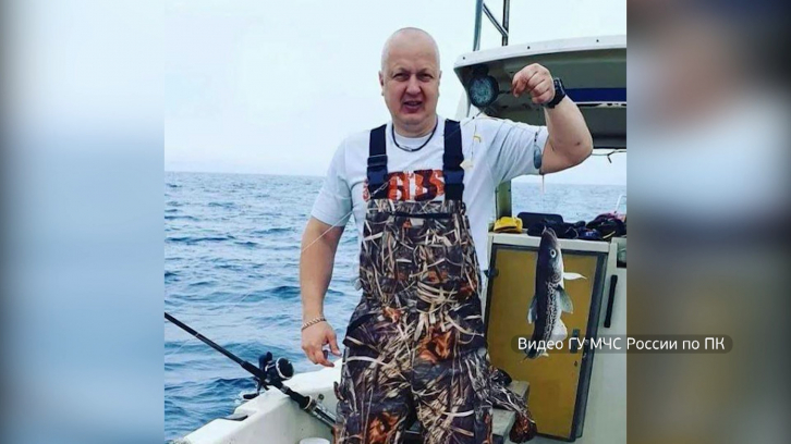 Поиски пропавших в Уссурийском заливе рыбаков остановлены