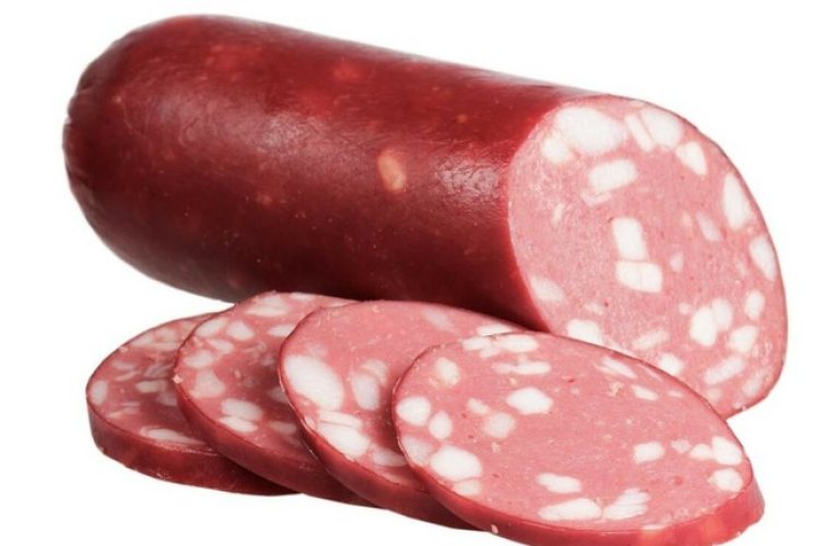 Невероятно популярная и дефицитная колбаса. Недорогая, с натуральным составом (50% жирной свинины, 25% нежирной свинины, 25% говядины и специи), причем кусочки сала распределялись в колбасе равномерно.